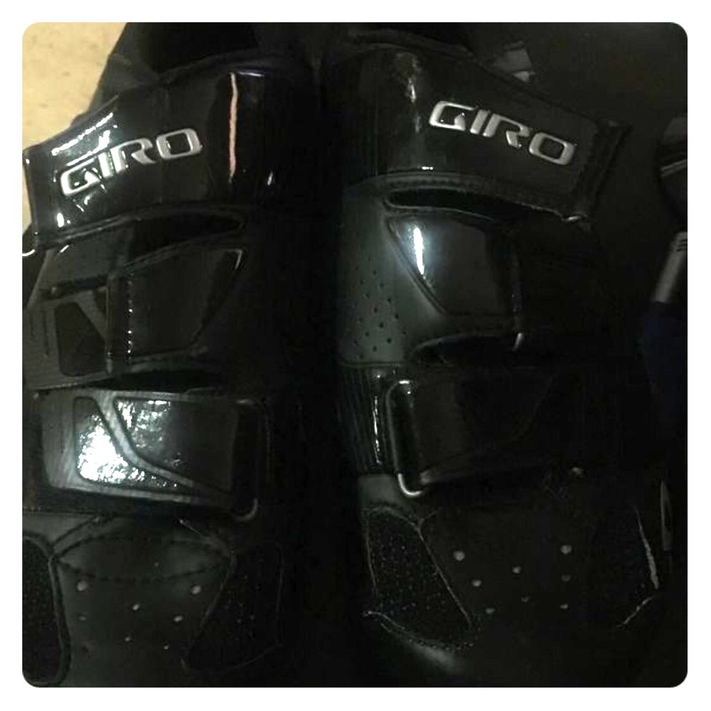Cycling shoes
